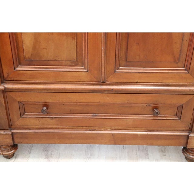 Large Antique 19th Century 4-Door Wardrobe in Walnut For Sale - Image 13 of 18