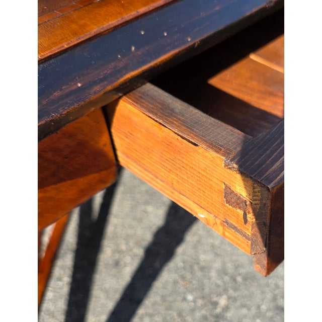 Georgian Style Parquetry Top Coffee Table With Scalloped Edge and X-Form Stretcher, Early 21st Century For Sale In Washington DC - Image 6 of 13