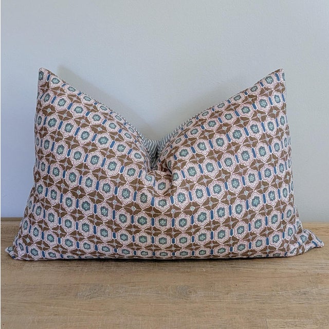 Transitional Elizabeth Eakins Lanterns 15x24" Lumbar in Teal For Sale - Image 3 of 7