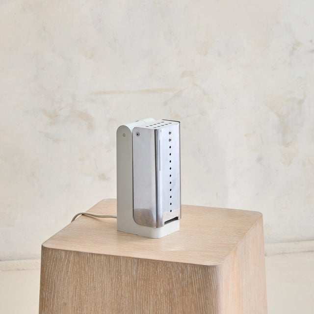 Mid 20th Century White 'Vademecum' Table Lamp by Joe Colombo for Kartell, 1969 For Sale - Image 5 of 11