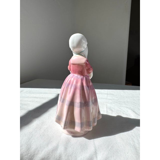 Royal Doulton Mid 20th Century Royal Doulton Figurine ~ “Tootles” ~ Hn 1680 For Sale - Image 4 of 11