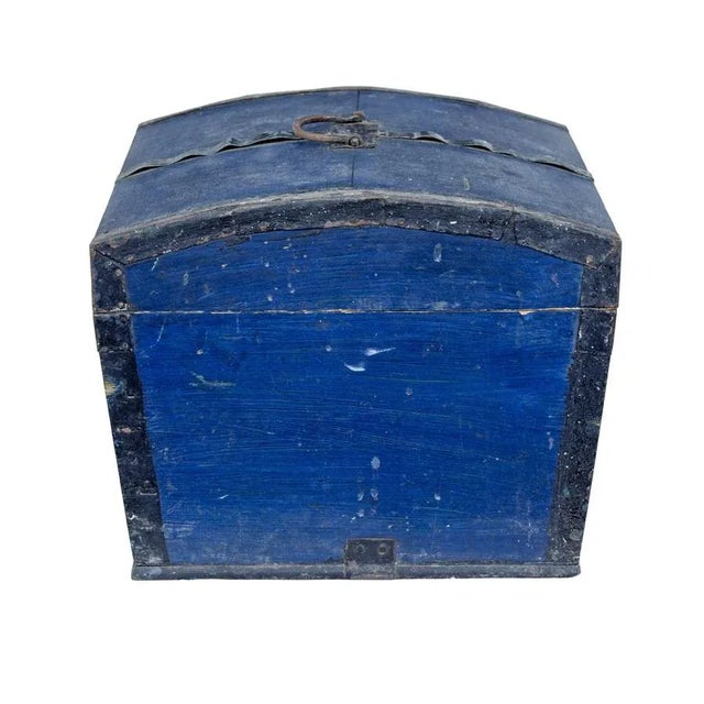 Small Mid 19th Century Swedish Dome Top Box For Sale - Image 3 of 9
