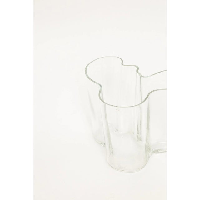 1960s Model 3030 Savoy Vase by Alvar Aalto for Iittala, Finland, 1960s For Sale - Image 5 of 12