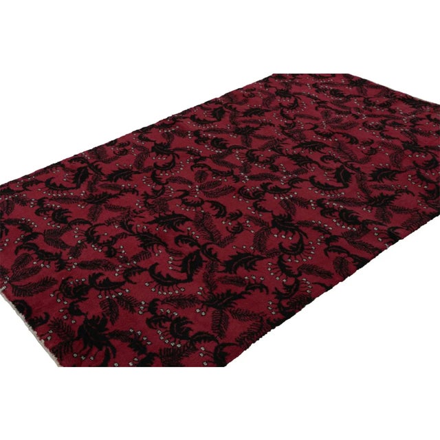 Hand-knotted in wool, circa 1960 - 1970, this 6x9 vintage Müren Abstract rug is an exciting new addition to Rug & Kilim...