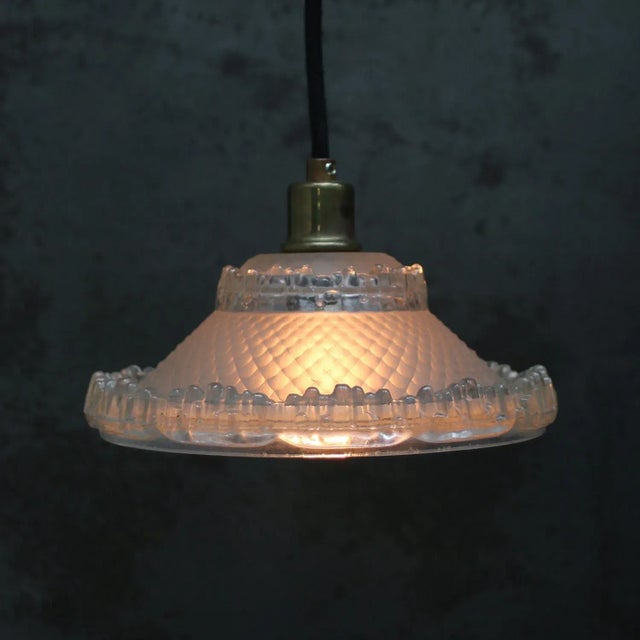 Art Deco French Brass and Etched Clear Glass Pendant Light, 1920s For Sale - Image 4 of 8