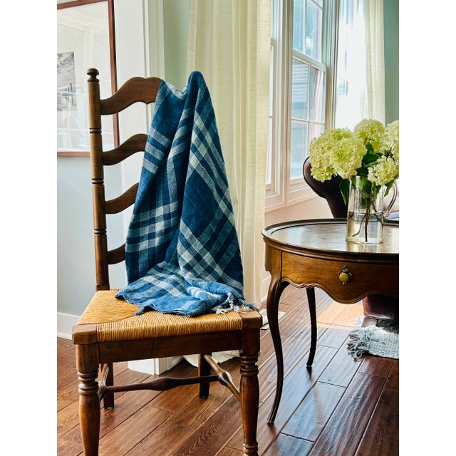 Bunny Williams Pine Cone Hill 100% Linen Plaid Navy White Throw Â€šÃ„Ã¬ Enzyme Washed Blue Tones For Sale - Image 12 of 13