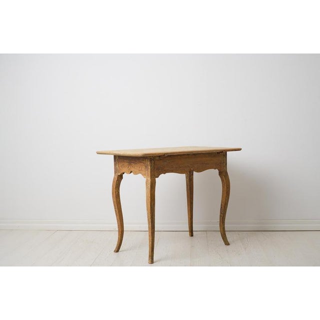 Antique Northern Swedish Rococo Centre Table with Elegantly Curved Legs, 1770 For Sale - Image 5 of 9
