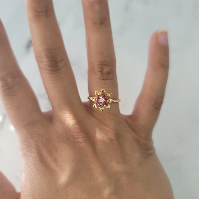 ♥ Product Summary ♥ Main Stone: Ruby Band Material: 14k Yellow Gold Weight: 4-5 grams Bulb Height: 13mm Dimensions: 11mm