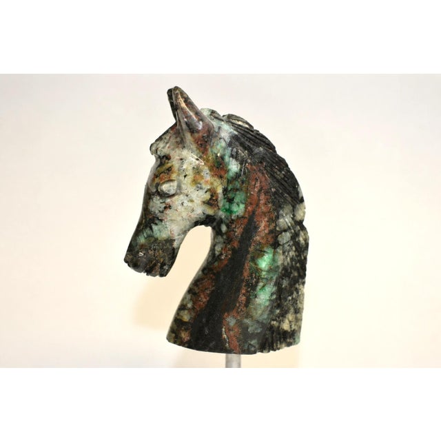 Natural Emerald Gemstone Horse Bust Hand Carved For Sale In Los Angeles - Image 6 of 11