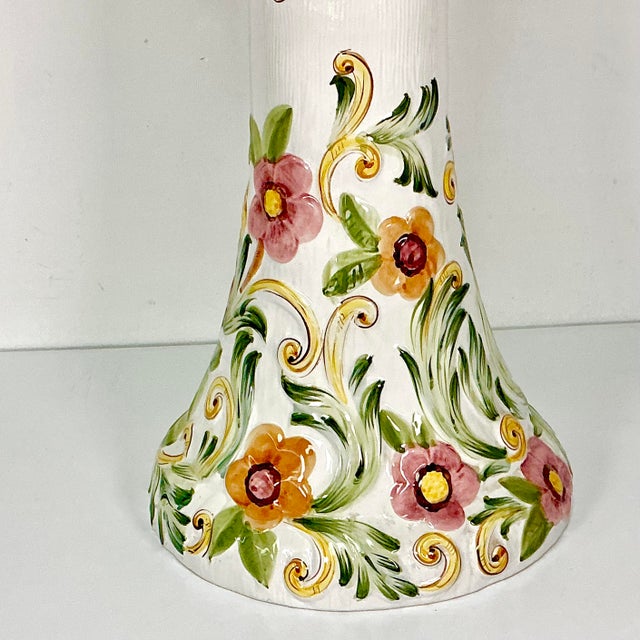 1980s Vintage Majolica Hollywood Regency Art Nouveau Mediterranean Jardine Planter & Stand - Set of 2, Portugal For Sale - Image 5 of 14