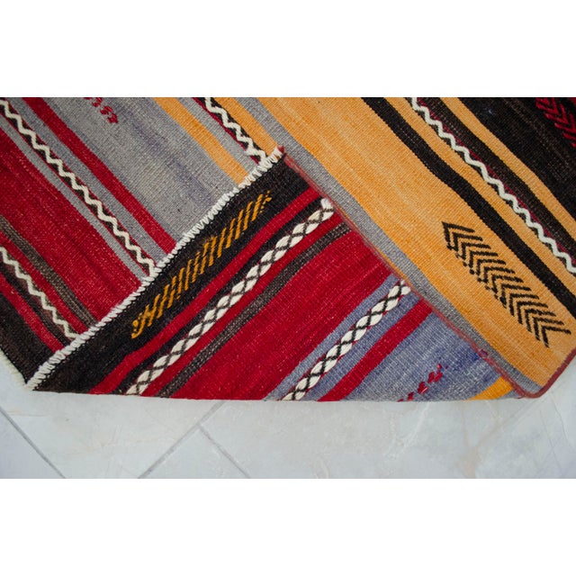 Vintage Turkish Runner Rug Handmade Embroidered Wool Kilim Rug Hallway Runner Rug Kitchen Decor - 2′6″ × 9′1″ For Sale - Image 10 of 14