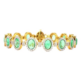 2.67 Carat Round Brilliant Cut Diamond Emerald Gold Bracelet For Sale