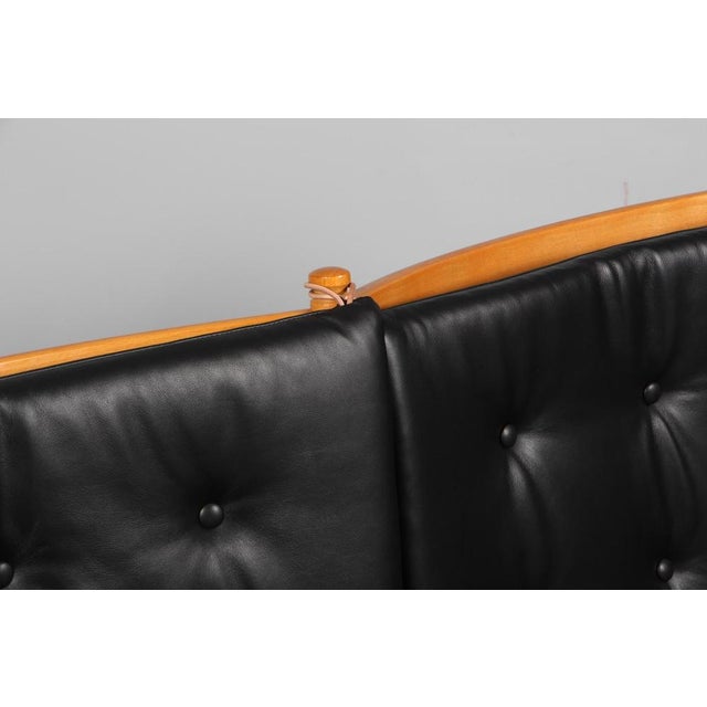 Two-Seat Sofa in Beech and Leather by Børge Mogensen for Fritz Hansen For Sale - Image 5 of 8