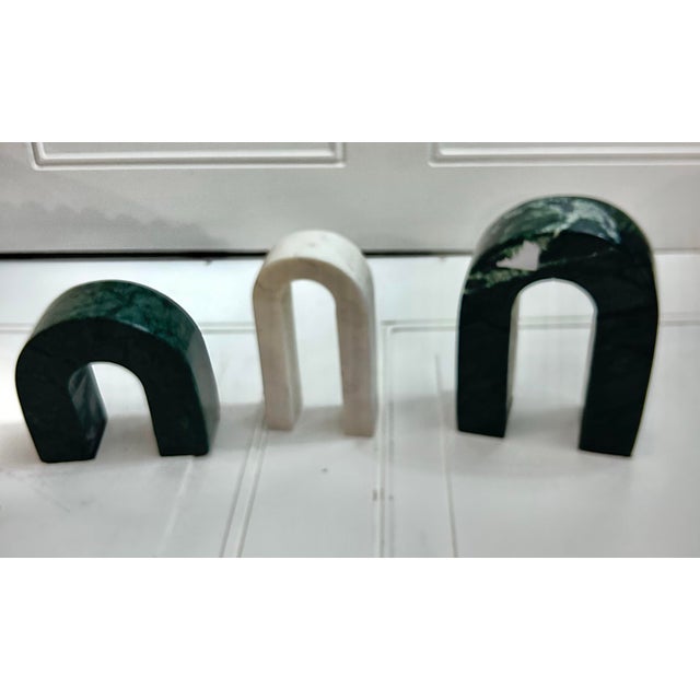 Made of fine marble various colors home decor. Can be used as bookends, paperweights for any rooms. Great preowned...
