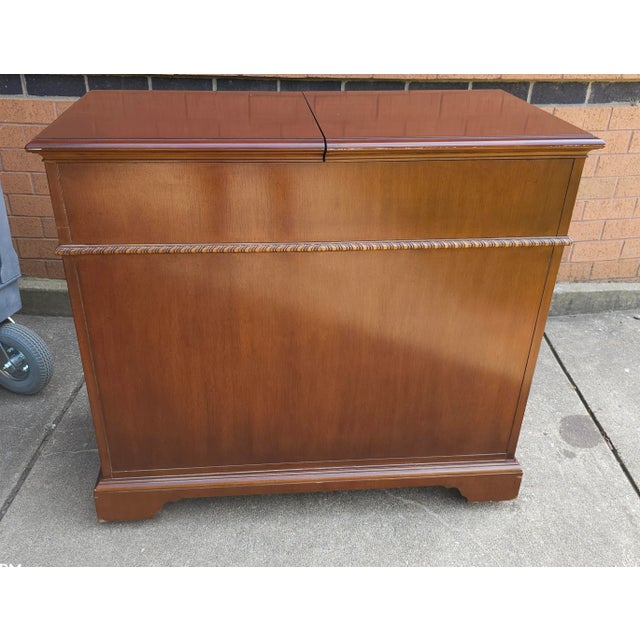 20th Century Drexel Mahogany Slide Top Rolling Dry Bar Buffet Server For Sale - Image 12 of 12
