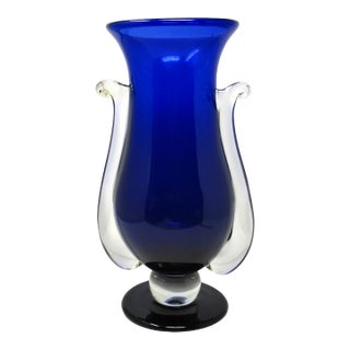 Blue Trophy Vase by Steven Correia - Signed and Dated (1990) For Sale