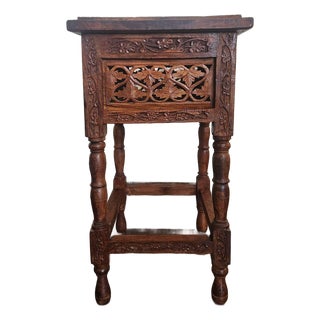 Vintage Mid-Century Anglo-Indian Bone Inlay Side Table (Circa 1950s) For Sale