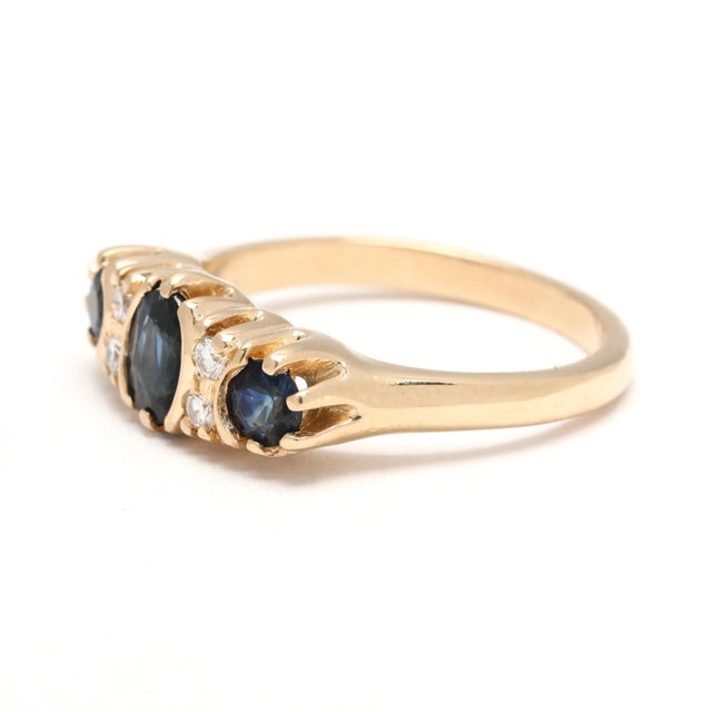 Early 21st Century Vintage 1.08ctw Sapphire and Diamond Band Ring, 14k Yellow Gold, Ring Size 6.25 For Sale - Image 5 of 6