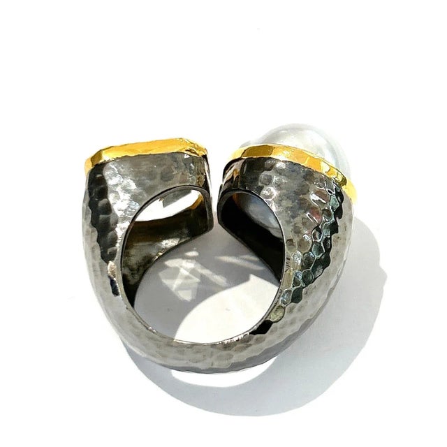 Bochic “Orient” White Topaz and White South Pearl Ring Set 18K White Gold&Silver, Size 7 For Sale - Image 10 of 11