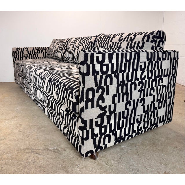 Oyster Gray Vintage Directional Design by Sedgefield Milo Baughman / Paul McCobb Style Sofa Restored For Sale - Image 8 of 12