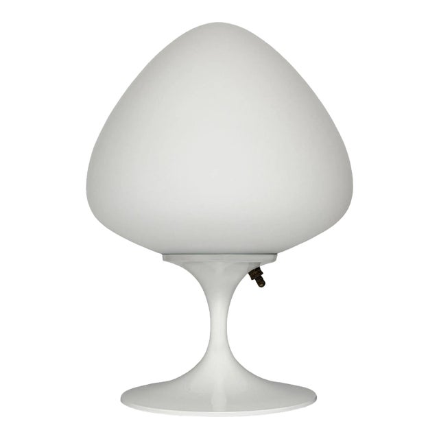 Stemlite Table Lamp by Designline in Gloss White - Mid Century Retro Style For Sale