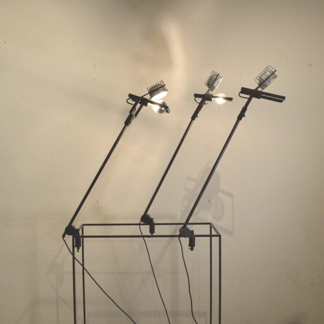 1970s Sintesi Desk Lamps by Ernesto Gismondi for Artemide, 1970s, Set of 3 For Sale - Image 5 of 15