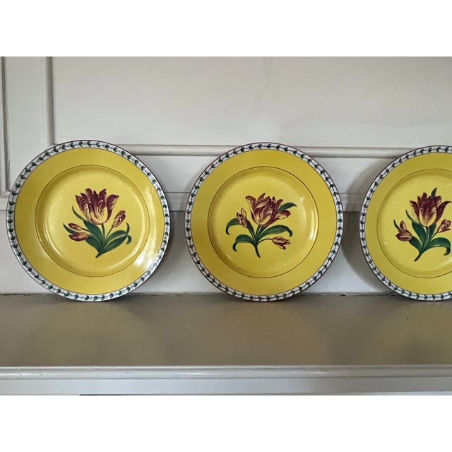Antique 19th Century Paris Porcelain Tulip Plates With Canary Yellow Ground - Set of 6 For Sale - Image 12 of 18