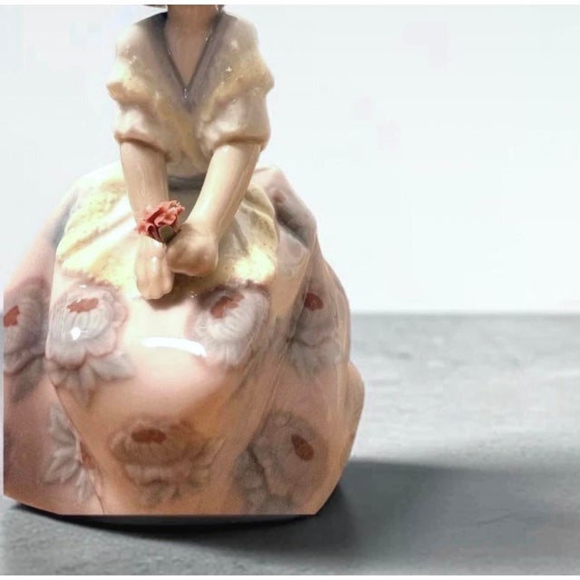 Figurine by Salvador Debón for Lladró For Sale - Image 5 of 8