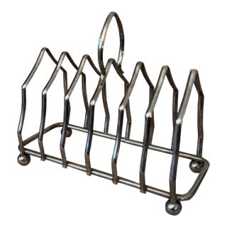 1940s English Silver-Plated Toast Rack With Loop Handle | Made in England For Sale