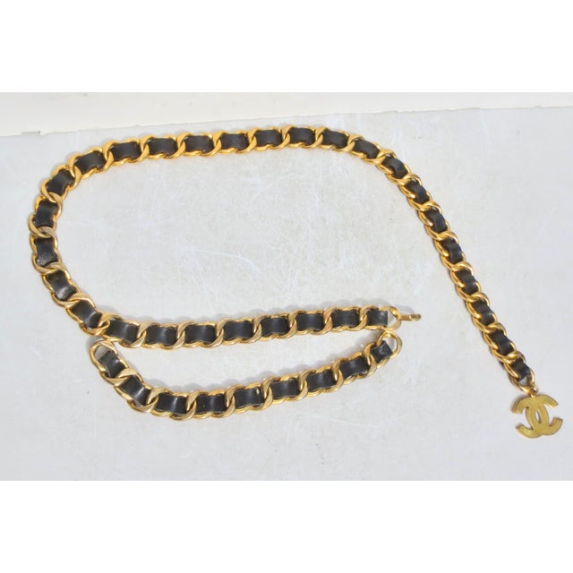 1990s Chanel Leather and Chain Belt Circa 1993 For Sale - Image 5 of 10