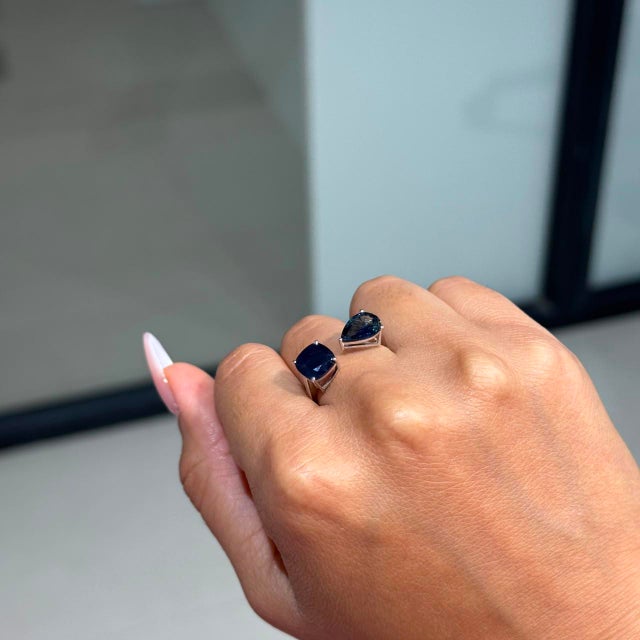 Not Yet Made - Made To Order 4 Carat Natural Blue Sapphire Toi Et Moi Cockrtail Ring Size 5 in 18k Gold For Sale - Image 5 of 16