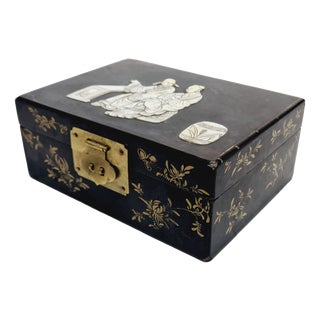 Art Nouveau German Box with Marquetry, 1900s For Sale