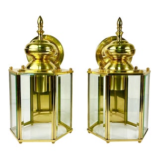 1980s Vintage Hollywood Regency Federal Brass Lantern Style Wall Sconces - A Pair. For Sale