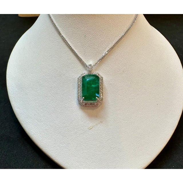 Emerald GIA Certified 8 Ct Natural Emerald Cut Emerald & Diamond Pendant, 14KWG Chain For Sale - Image 8 of 18