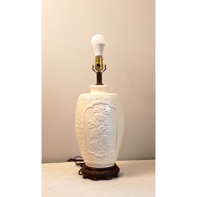 Farmhouse 1980s Blanc De Chine Table Lamp Base White Porcelain Chinoiserie Chrysanthemum Relief Patinated Brass Base Grandmillenial Cottage Accent Decor For Sale - Image 3 of 13