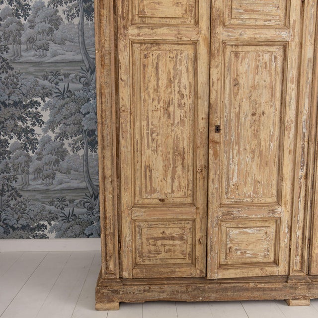 18th C. Italian Housekeeper's Cupboard in Original Paint For Sale In Wichita - Image 6 of 17