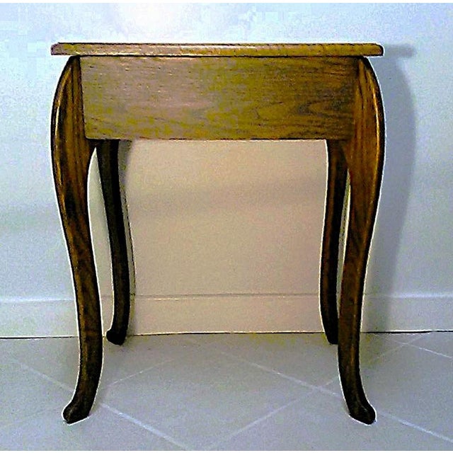 Vintage Oak Accent / End / Side Table For Sale - Image 4 of 9