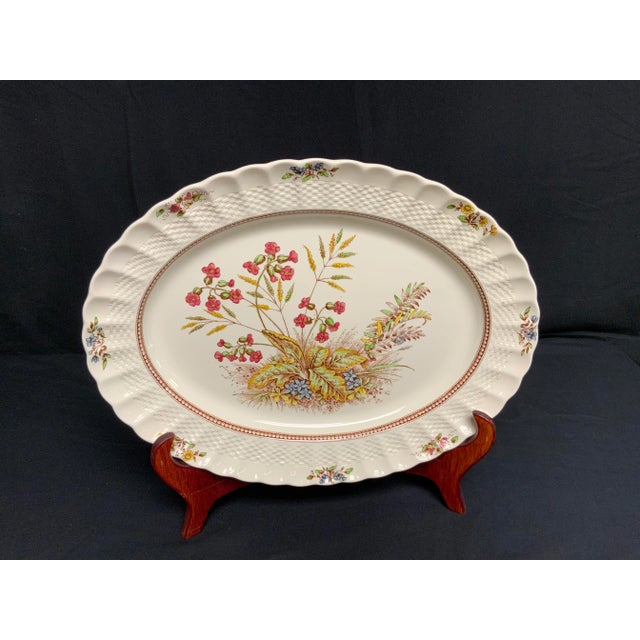 Beautiful Mid-Century Spode 15" Serving Platter in the pattern "Rosalie", which was manufactured from 1954-1969.