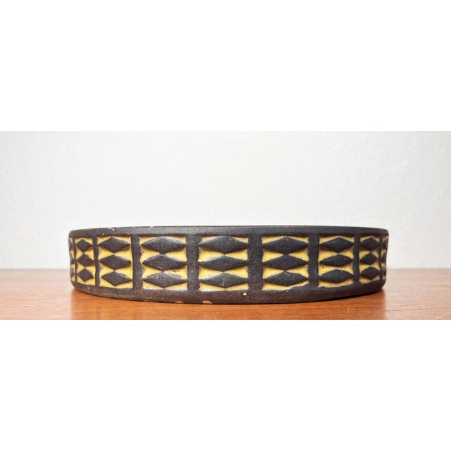 Mid 20th Century Large Mid-Century Modern Danish Studio Pottery Yellow Bowl from Frank Keramik, 1960s For Sale - Image 5 of 17