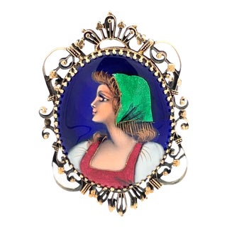 Mid 20th Century 14k Gold French Made Female Portrait Vintage Brooch/Pendant For Sale