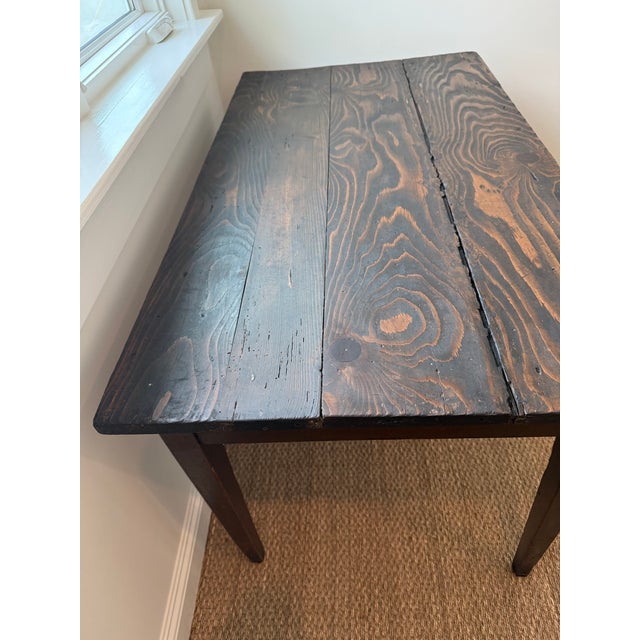 French 19th Century Chestnut Single Drawer Table From the South of France For Sale - Image 3 of 15