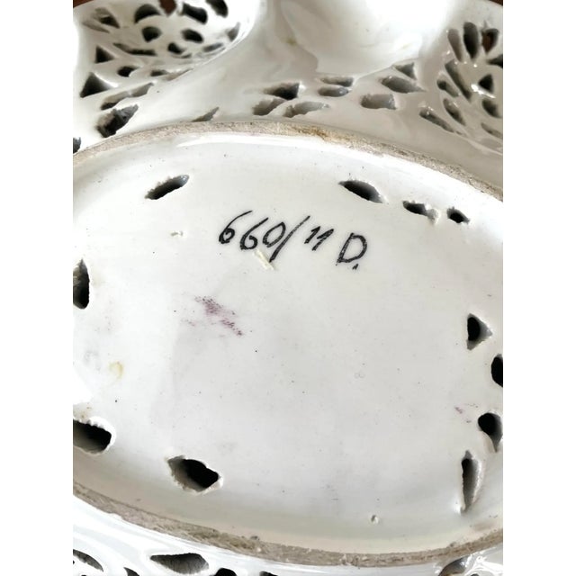 Metal Vintage Mid-Century Italian Ceramic Decorative Bowls With 22 Karat Gold Detail - Set of 3 For Sale - Image 7 of 9