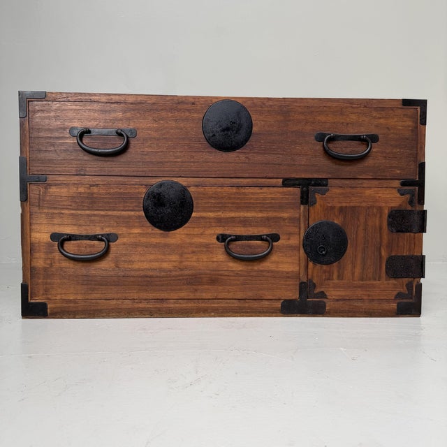 Japanese Kimono Tansu Chest, 1900s For Sale - Image 16 of 16