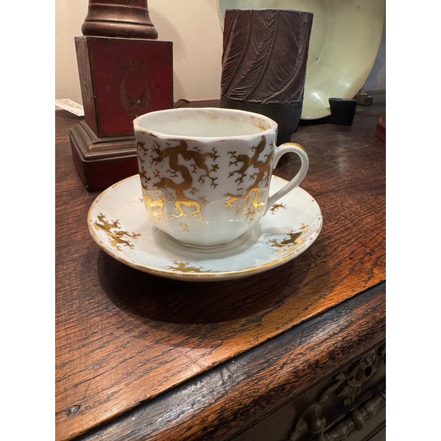 Early 19th Century Old Paris Porcelain Cup and Saucer For Sale - Image 10 of 15