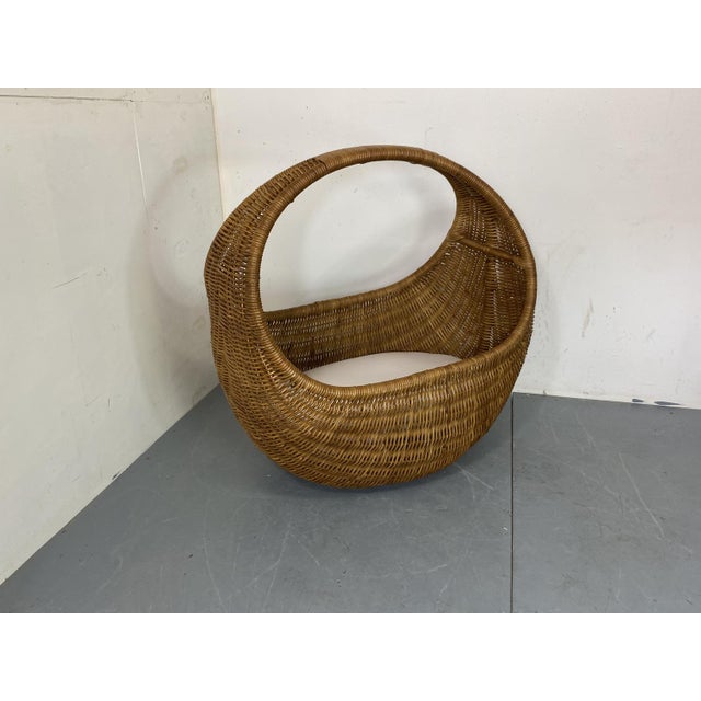 Vintage Wicker and Bamboo Basket Baby Bed attributed to Gebroeders Jonkers for Noordwolde, Netherlands, 1960s For Sale - Image 13 of 18