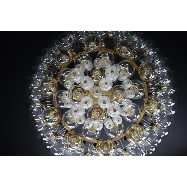 Grande Hotel Chandelier with Brass Fixture and Hand-Blown Glass Globes, 1960s For Sale - Image 15 of 18