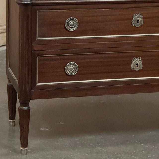 Antique French Louis XVI Mahogany Commode With Carrara Marble For Sale In Dallas - Image 6 of 15