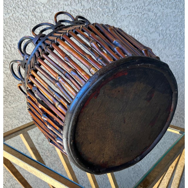 Late 20th-Century Handcrafted Pencil Bamboo "Looped Crown" Rim Cachepot / Planter Basket For Sale In Austin - Image 6 of 18