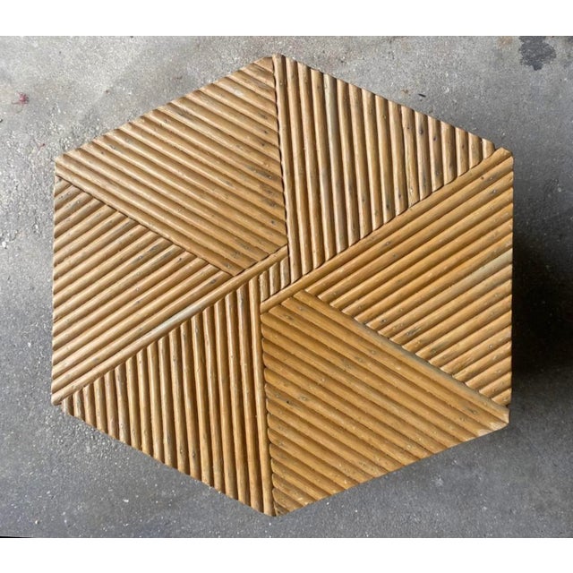 These sublime split reed bamboo tables fit in nicely with a host of different decors. Hailing from the 1970s, this...