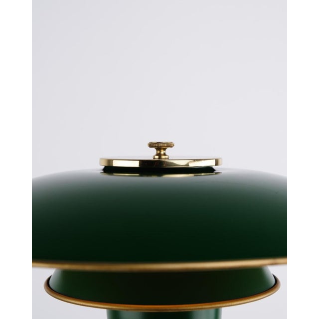 Model Ph 3/2 Anniversary Edition Table Lamp in Brass by Poul Henningsen for Louis Poulsen, 1996 For Sale - Image 6 of 9